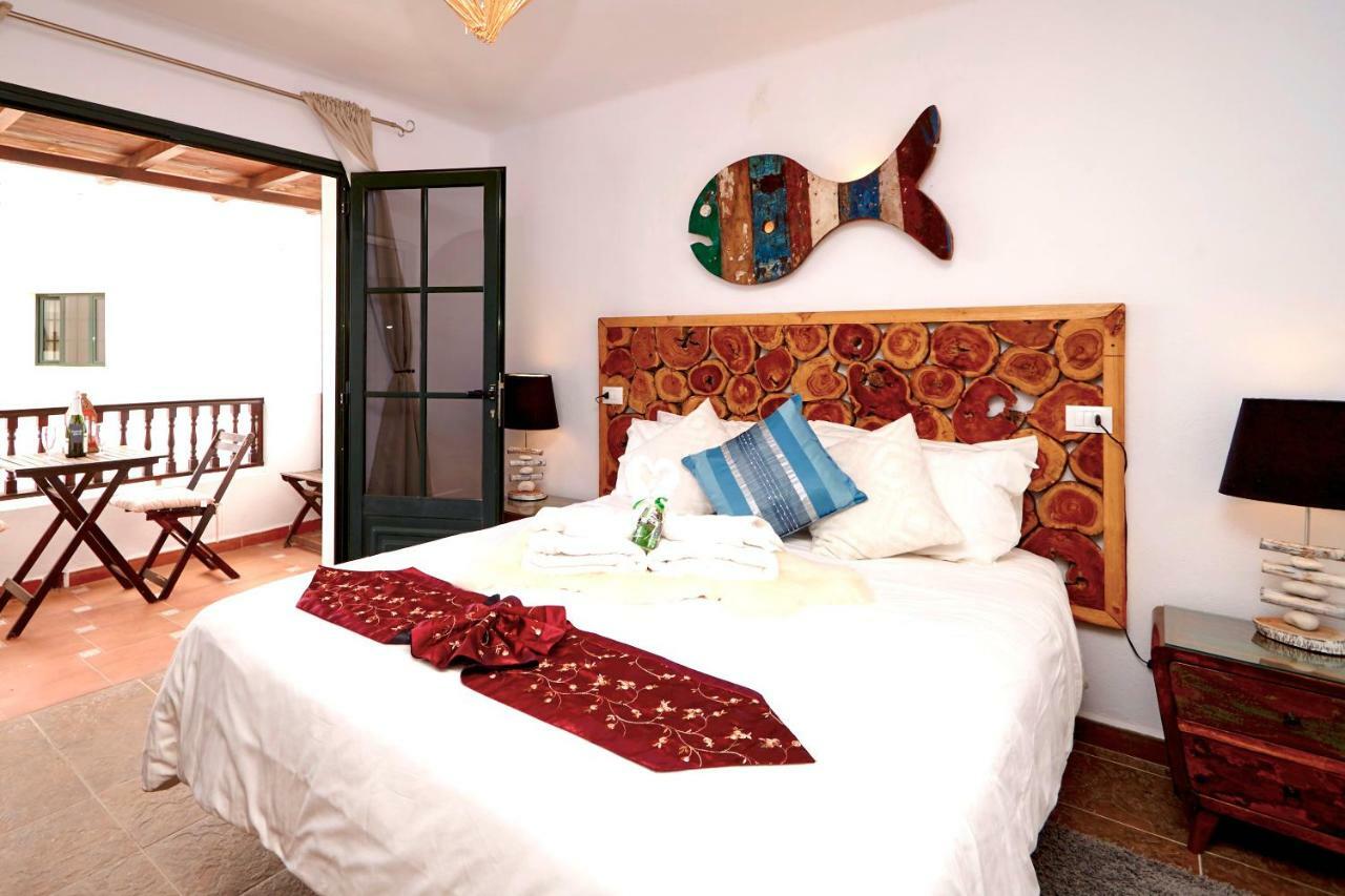 Casa Margarita - Shared Pool - Close To Seafront Promenade Punta Mujeres エクステリア 写真