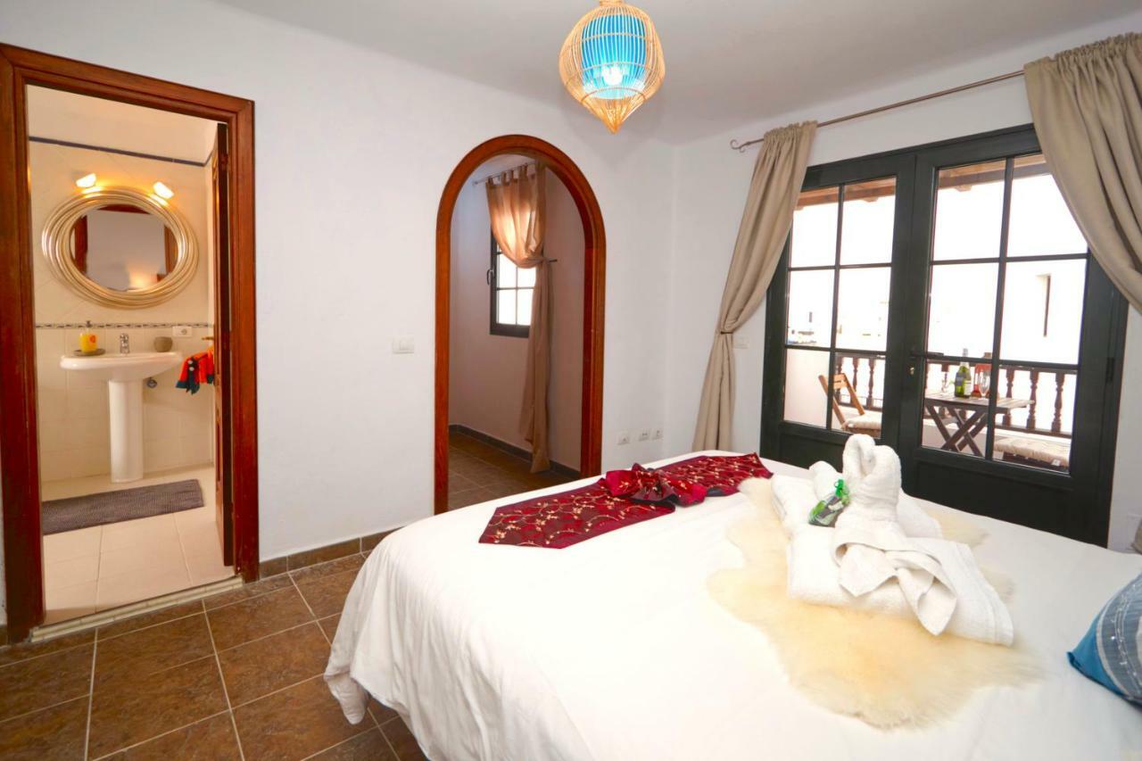Casa Margarita - Shared Pool - Close To Seafront Promenade Punta Mujeres エクステリア 写真